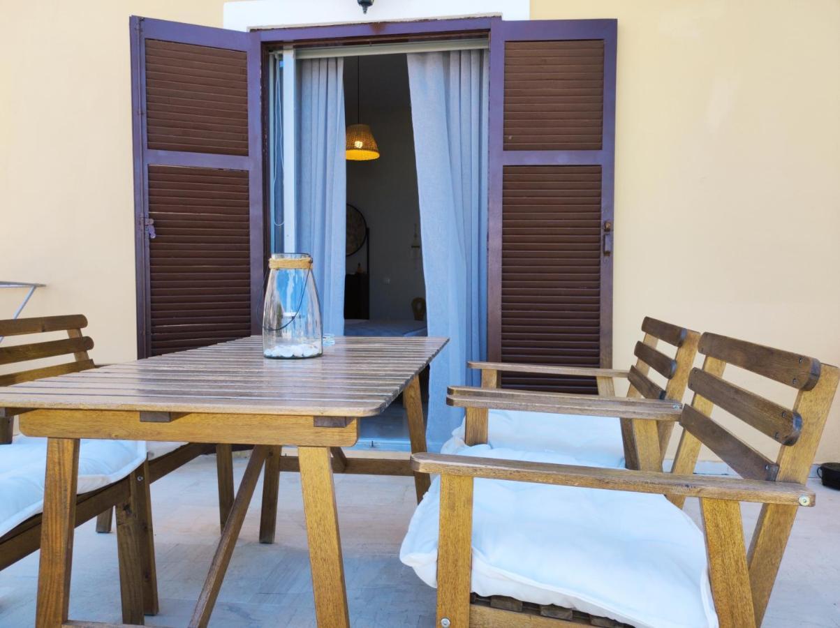 קאבוס Thalassa Apartments & Studios מראה חיצוני תמונה