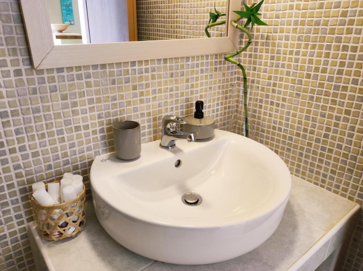 קאבוס Thalassa Apartments & Studios מראה חיצוני תמונה